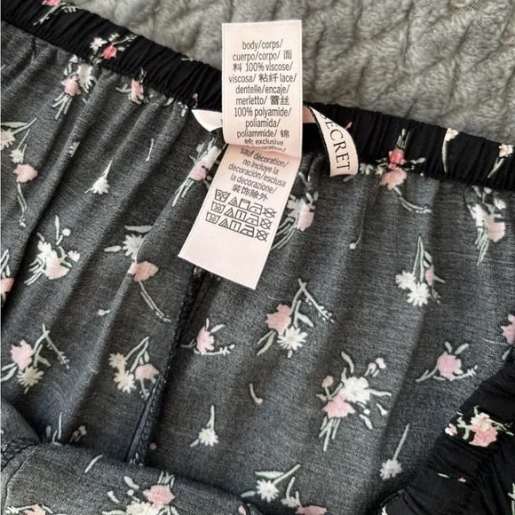 Victoria’s secret pajama pants Size XS - Picture 7 of 7